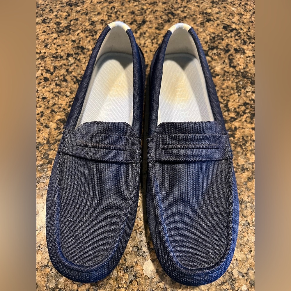Navy Rothy’s women size 10.5 like new condition.
